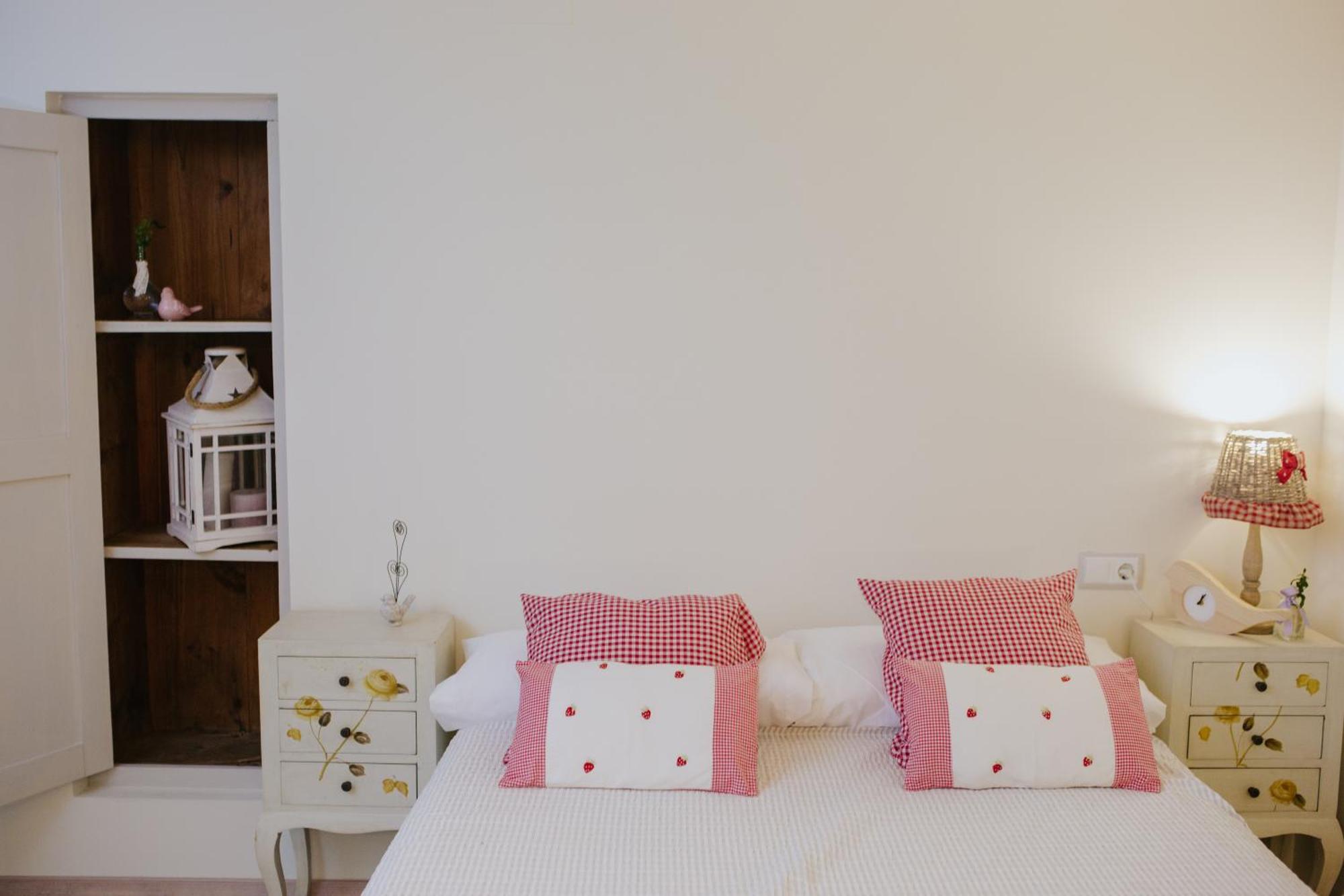 Casa Rural Valle De Tena 萨连特加列戈 外观 照片