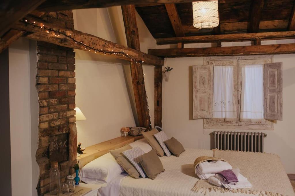 Casa Rural Valle De Tena 萨连特加列戈 外观 照片