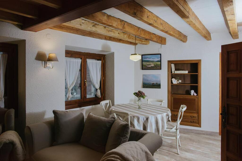 Casa Rural Valle De Tena 萨连特加列戈 外观 照片