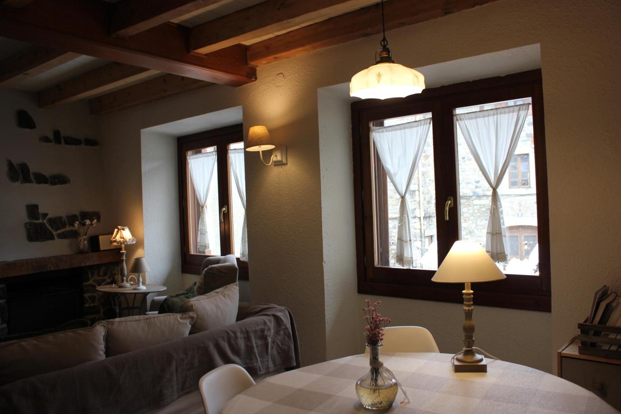 Casa Rural Valle De Tena 萨连特加列戈 外观 照片