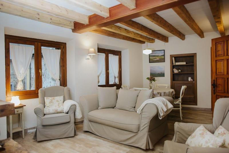 Casa Rural Valle De Tena 萨连特加列戈 外观 照片