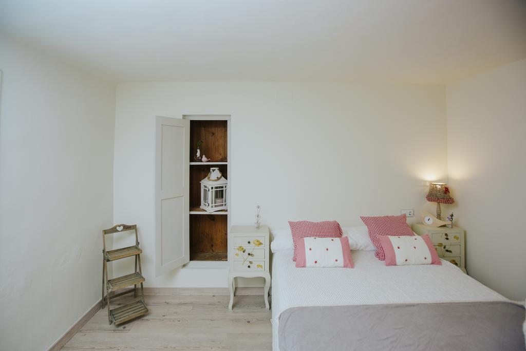 Casa Rural Valle De Tena 萨连特加列戈 外观 照片